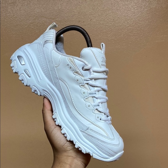 Skechers D’Lites White Cream Silver Sneakers - Picture 11 of 16